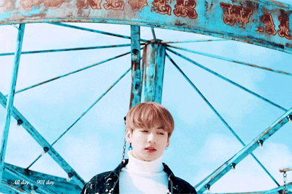 방탄소년단- 봄날 내용 대반전ㄷㄷ.jpgif | 인스티즈