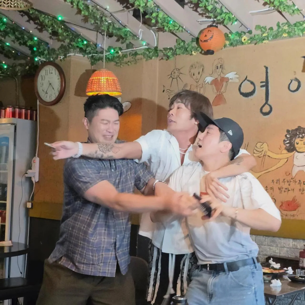 아저씨들 음식점에서 계산할 때 특징 | 인스티즈