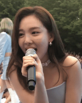 오늘 아카라카 연대생한테 끼부리고 간 나연이 | 인스티즈