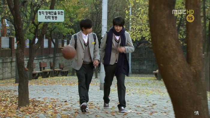 [지붕뚫고하이킥] 띠드버거.jpg | 인스티즈