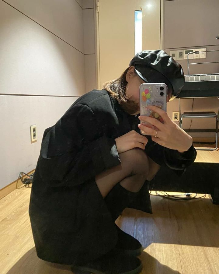 취향 확실한 트와이스 나연이 실제로 쓰는 폰케이스.jpg | 인스티즈