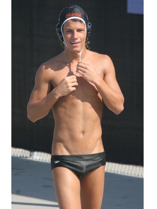 여자들이생각하는 이상적인 남자몸매 (feat.서양 수구선수) | 인스티즈