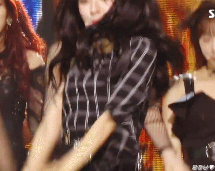 [데이터주의] 오늘자 인기가요 우주소녀 보나, 설아, 은서, 여름, 루다.gif | 인스티즈
