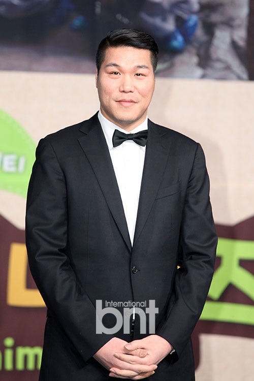 피지컬이 진짜 좋은 것 같은 연예인 ㄷㄷ | 인스티즈