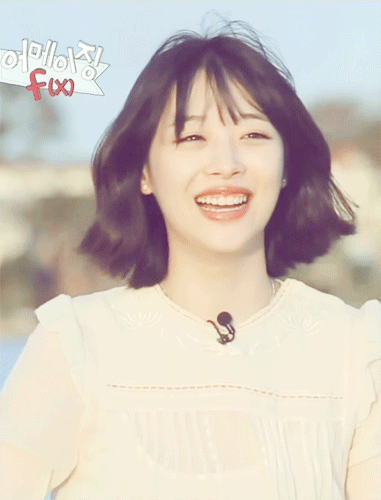 비슷한 포지션을 담당하는 걸그룹 내의 설리와 조이.gif | 인스티즈