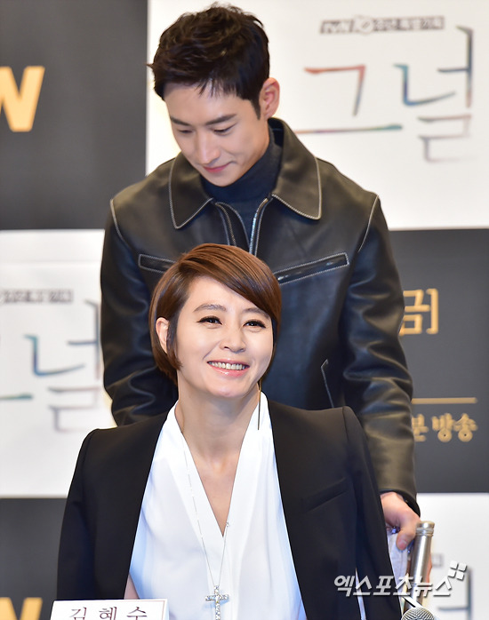 [시그널] 조진웅 김혜수 케미 vs 이제훈 김혜수 케미 더 끌리는 조합은? | 인스티즈