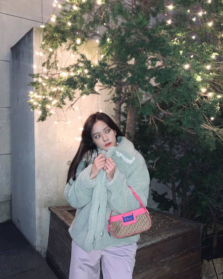 연말을 즐기는 블랙핑크 지수 | 인스티즈