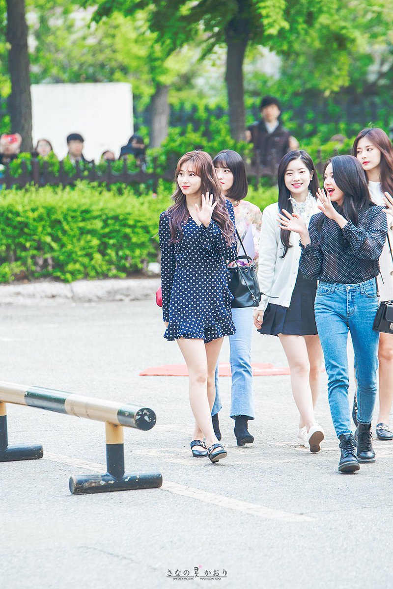 어쩜 이렇게 이쁠까싶은 트와이스 사나.jpg | 인스티즈