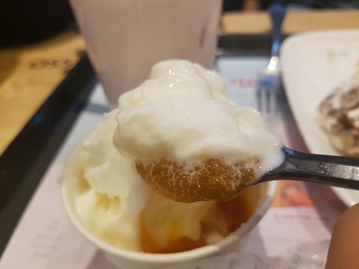 제주도 여행간 사람들이 꼭 먹고 온다는 아이스크림....jpg | 인스티즈