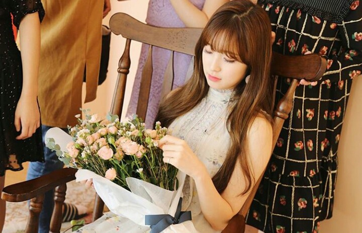 오늘자 오마이걸 인스타 업뎃(아린, 효정, 승희, 지호) | 인스티즈