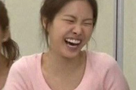 손나은이 활짝 웃지 않는 이유.JPG | 인스티즈