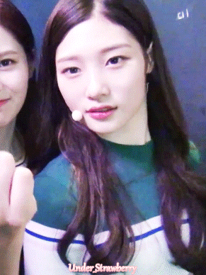 심쿵하게 만드는 다이아 정채연 여친짤 | 인스티즈