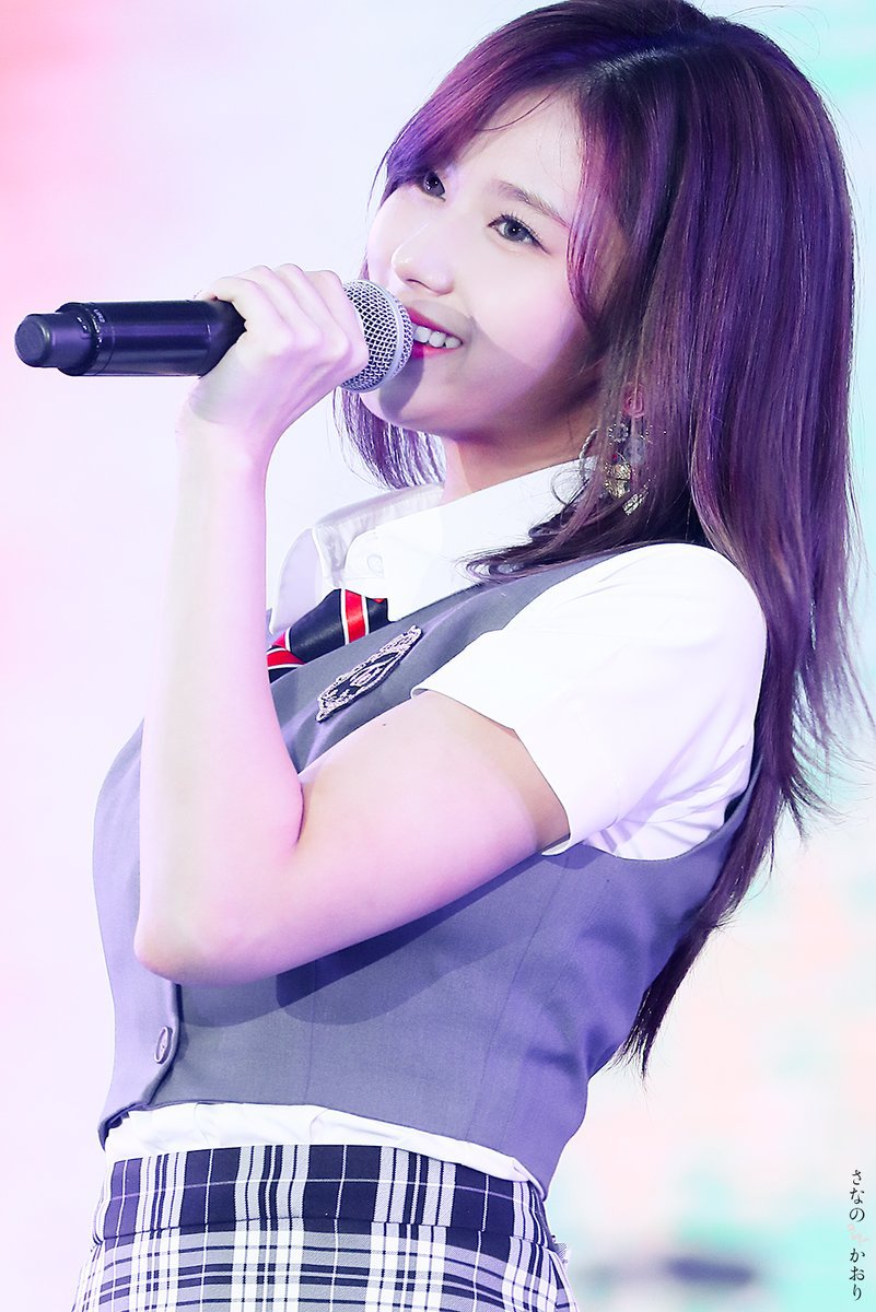 어쩜 이렇게 이쁠까싶은 트와이스 사나.jpg | 인스티즈