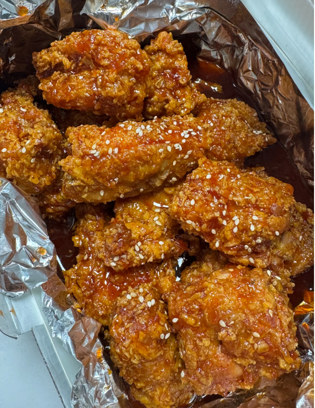 가끔씩 바삭한 양념치킨이 땡길 때가 있음 | 인스티즈