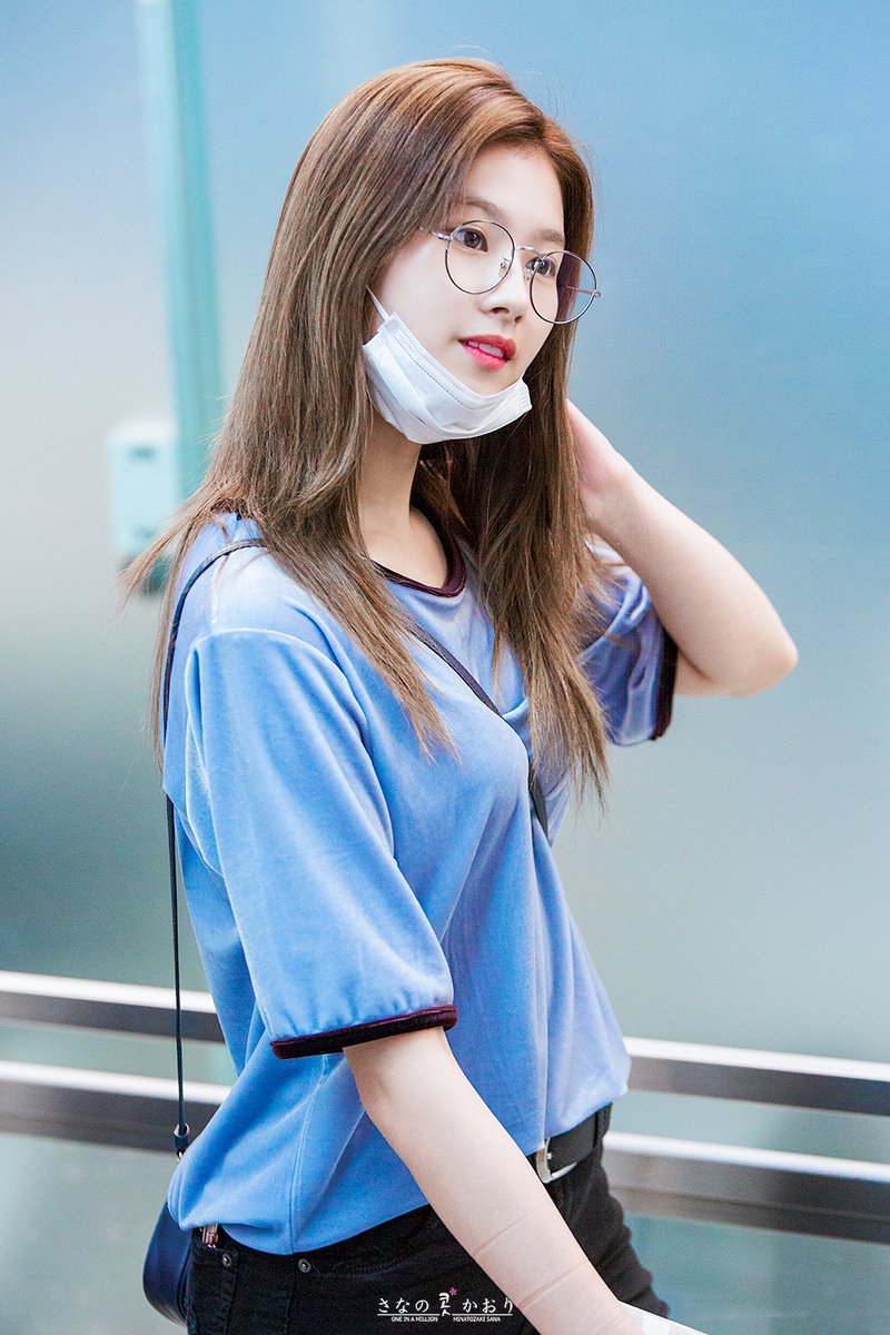 어쩜 이렇게 이쁠까싶은 트와이스 사나.jpg | 인스티즈