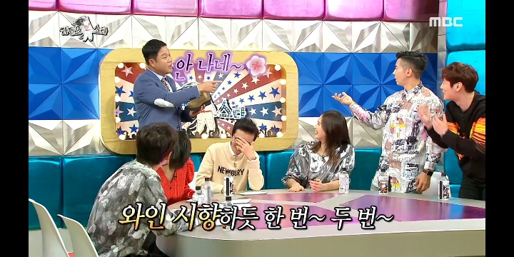 차은우가 쏘아올린 브라이언 신발 냄새 돌려 맡기.jpg | 인스티즈