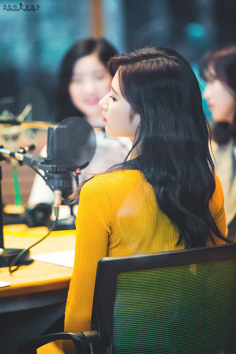 어쩜 이렇게 이쁠까싶은 트와이스 사나.jpg | 인스티즈