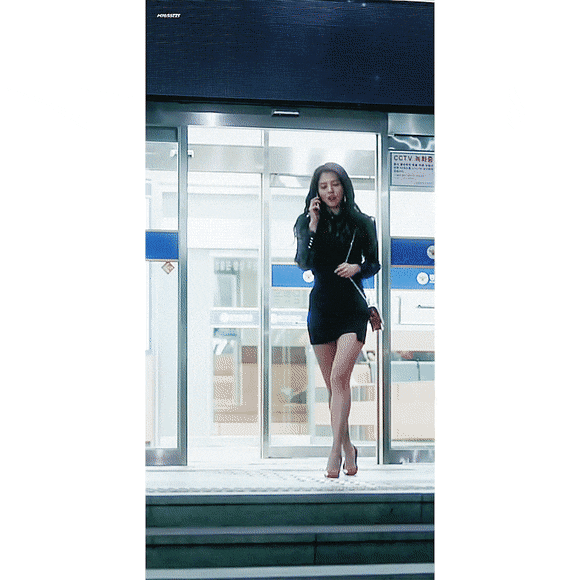 생각했던 것보다 키가 안크다는 말이 많은 배우.jpgif | 인스티즈