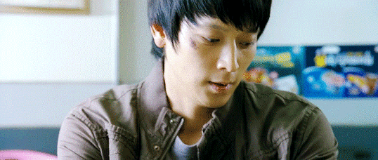 살맞대고 지내다가 연애감정 느끼게 되는 남자 고르기 | 인스티즈