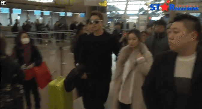 오늘자 비-김태희 공항 움짤.gif | 인스티즈