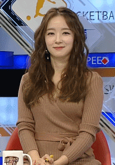 오늘자 짱예 뽀뽀녀 박선영 아나운서.gif | 인스티즈