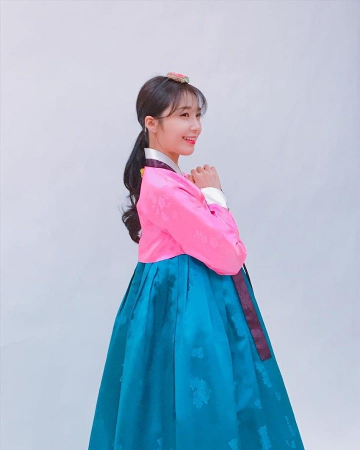 설 인사하는 은지.jpg | 인스티즈