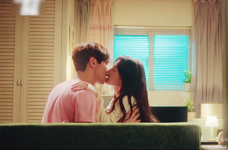 드라마에서 키차이&나이차이 흐뭇하면 나타나는 장면.gif | 인스티즈