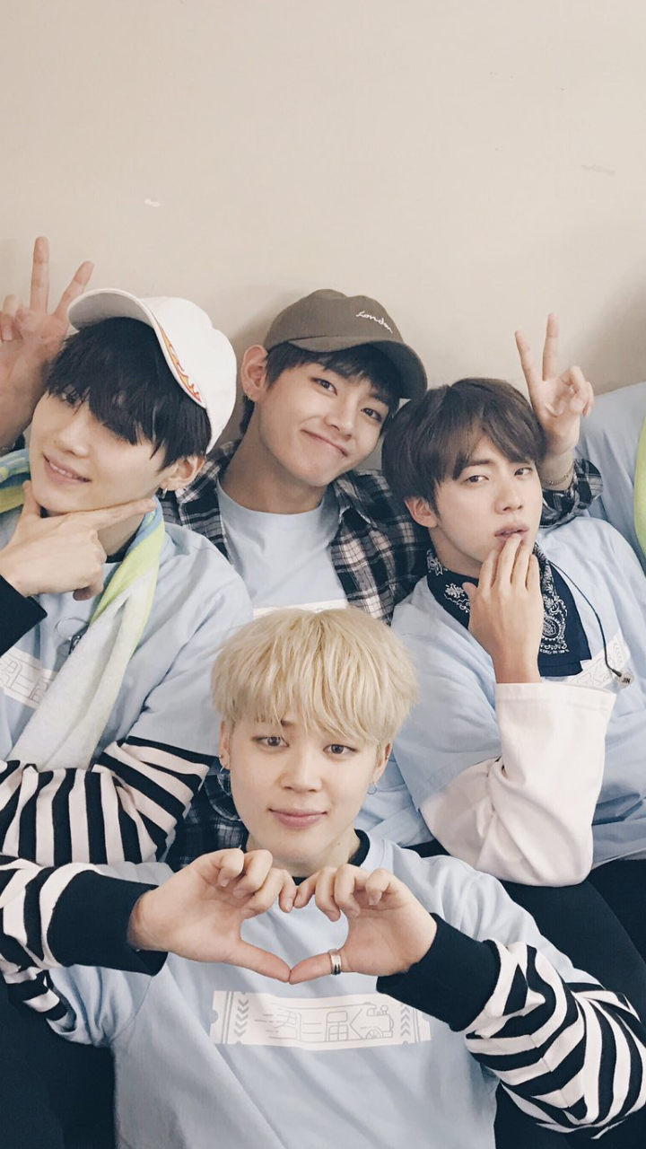 오늘자 빅뱅 콘서트 온 방탄소년단&박보검.jpg | 인스티즈