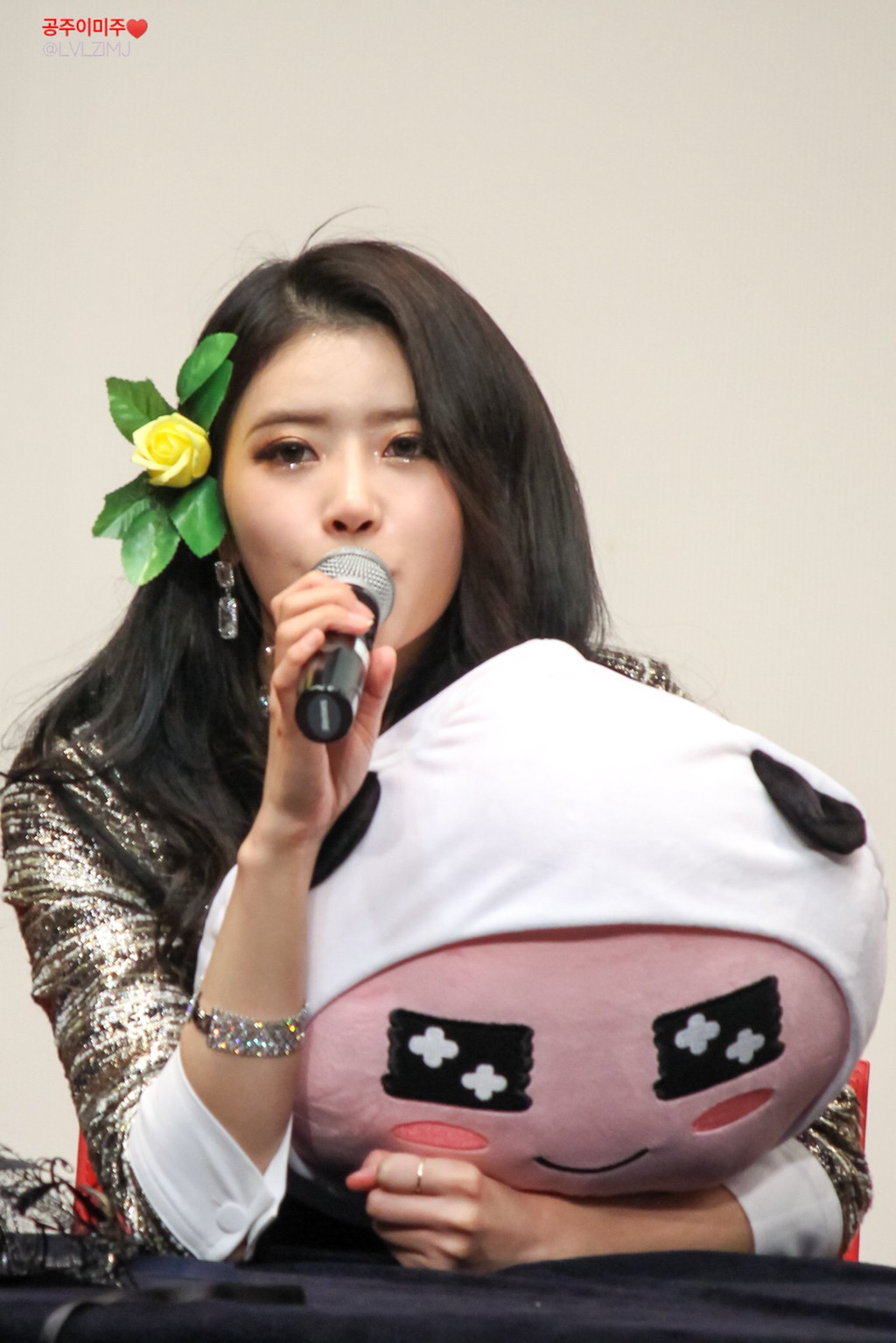 [러블리즈] 한 주의 시작은 역시 내 여자라서 미주 | 인스티즈