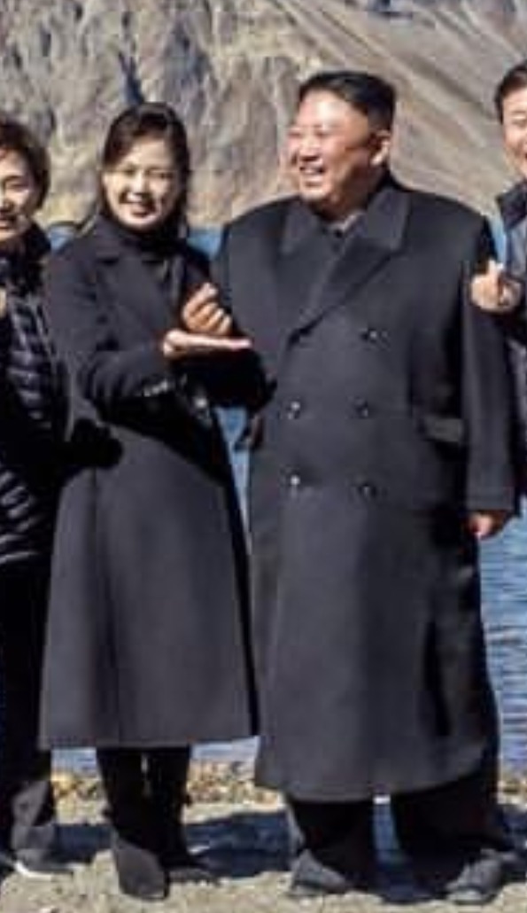 손하트 하는 김정은 | 인스티즈