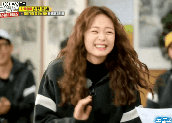 요 근래 여자연예인 사이에서 유행하는 머리인가.gif | 인스티즈