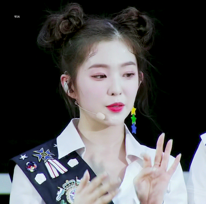 날이 더워 땀샘폭발한 아이린.gif | 인스티즈