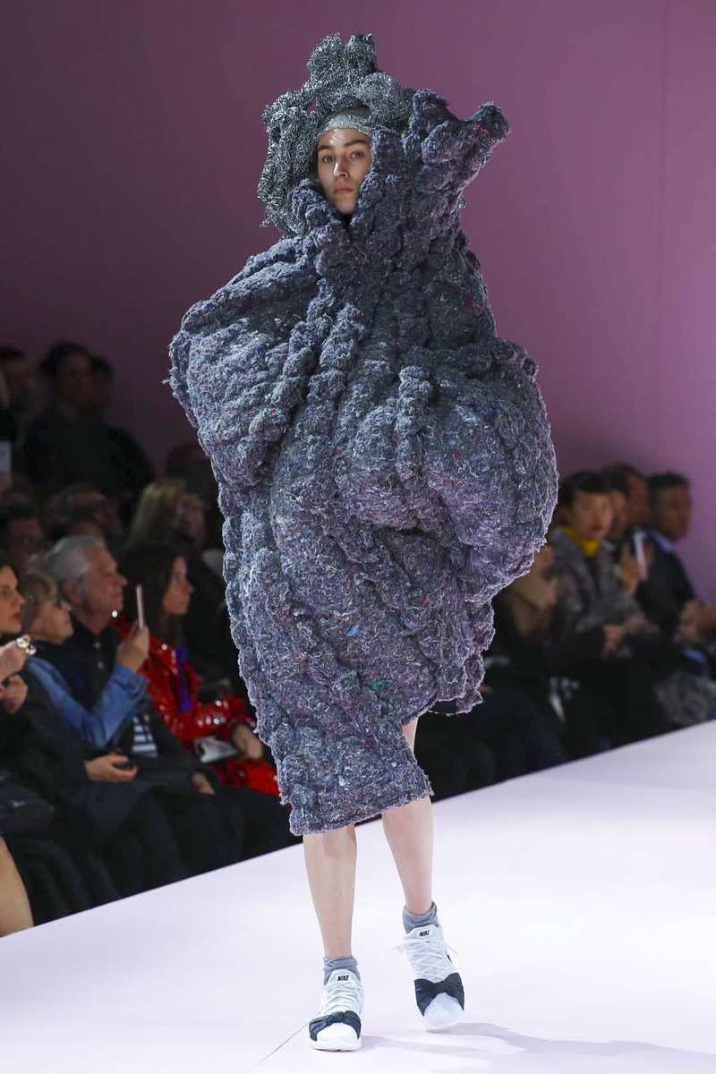 꼼 데 가르송 2017 F/W 컬렉션 | 인스티즈