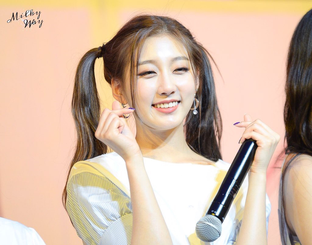 [러블리즈] 한산한 오후 일과를 보내고 있어서 예인이 | 인스티즈
