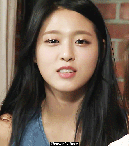 요즘 남자들사이에서 인기 최고인 여자아이돌.gif | 인스티즈