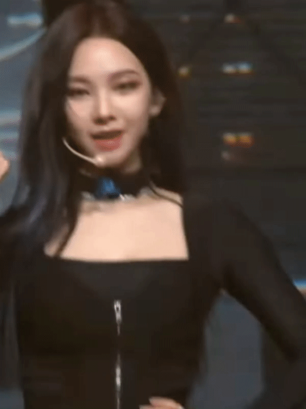 외모+몸매로 한국 상위 10%안에 가능할 것 같은 카리나 | 인스티즈