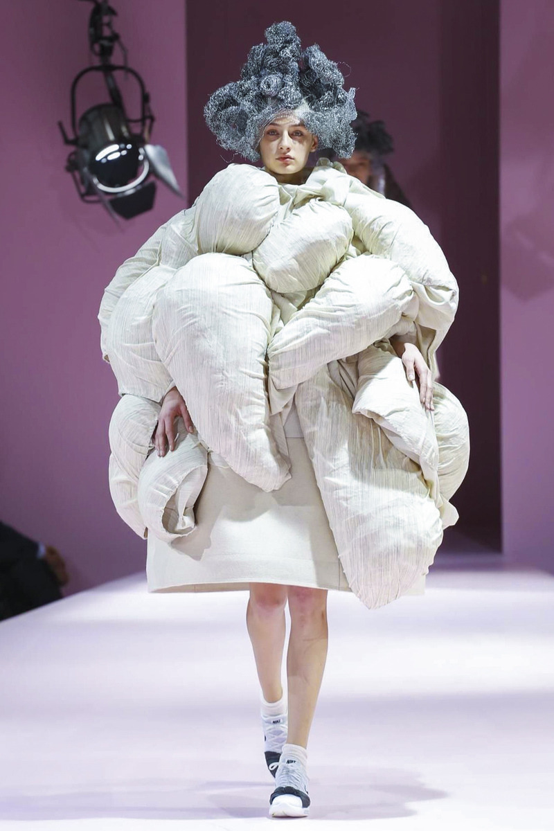 꼼 데 가르송 2017 F/W 컬렉션 | 인스티즈