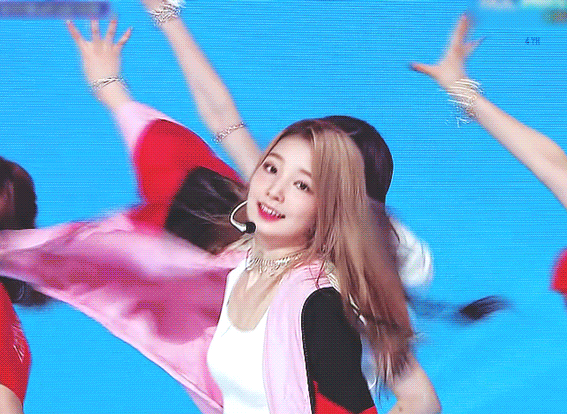 3세대, 4세대 여자아이돌 걸그룹들의 비주얼 센터 멤버들 .gif | 인스티즈