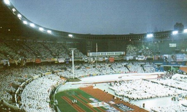 단계별로 간단히 알아보는 콘서트 10만 관객의 실제규모.jpg | 인스티즈