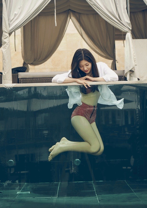 비키니 입은 정채연 | 인스티즈