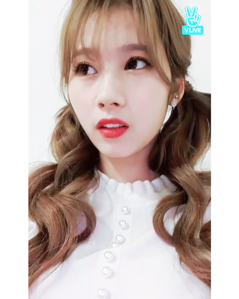 양갈래머리 사나.jpgif | 인스티즈