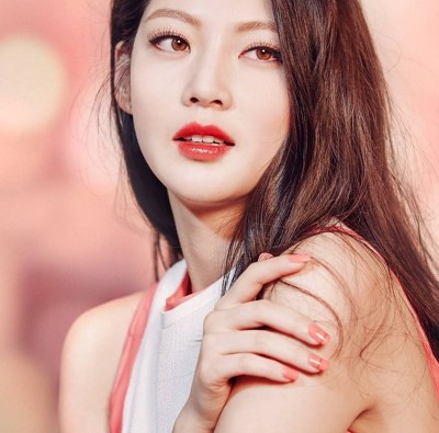 눈색깔 특이한 연예인 | 인스티즈