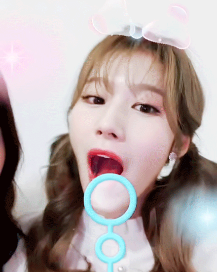 양갈래머리 사나.jpgif | 인스티즈