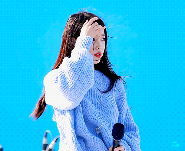 오늘 미모 레전드 찍은 아이유.jpgif | 인스티즈