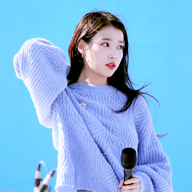 오늘 미모 레전드 찍은 아이유.jpgif | 인스티즈