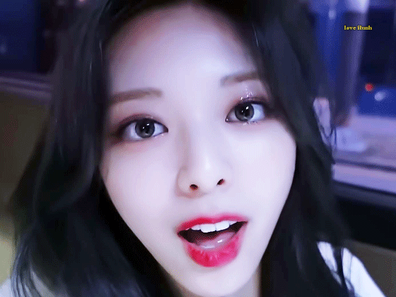3세대, 4세대 여자아이돌 걸그룹들의 비주얼 센터 멤버들 .gif | 인스티즈