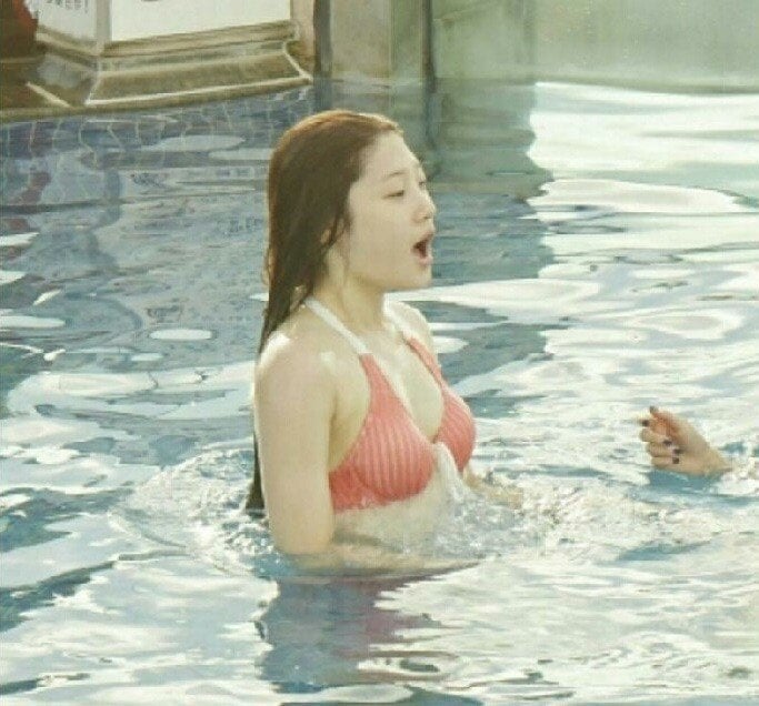 비키니 입은 정채연 | 인스티즈