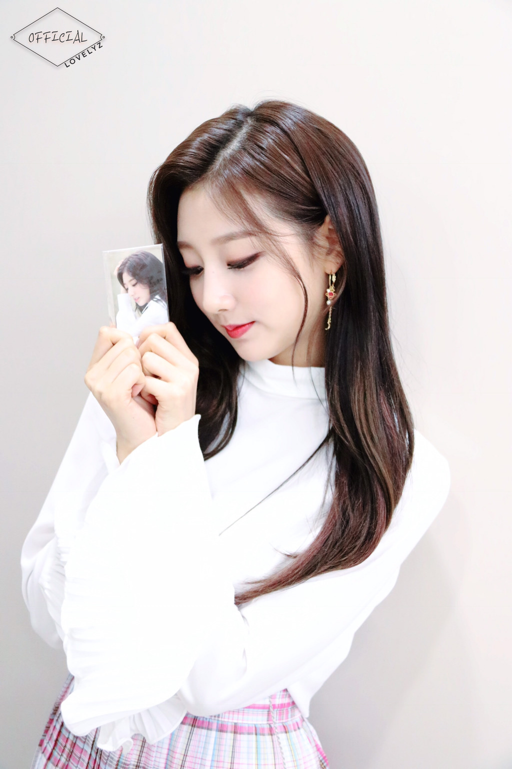 [러블리즈] 퇴근한 뒤에 뭐할지 고민이라서 예인이 | 인스티즈