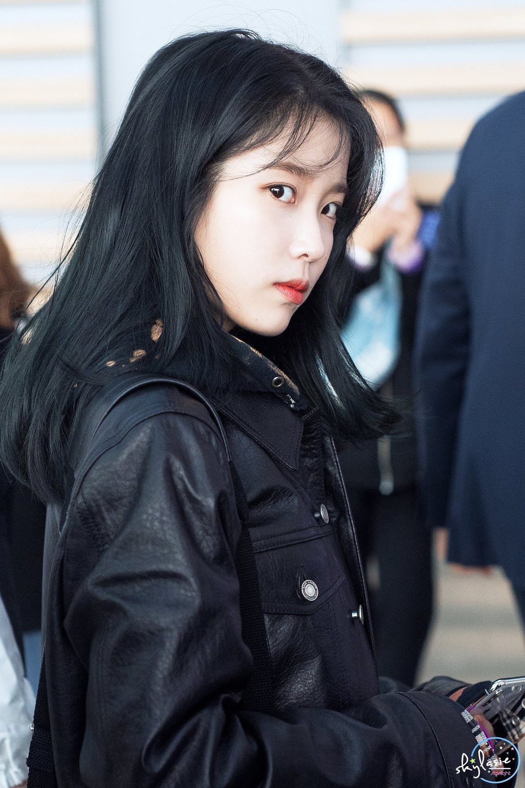 출국하는 아이유 미모.jpg | 인스티즈