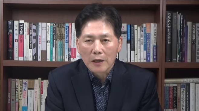 보수 논객 김진, 인천대교서 투신 사망…언론·정치권 '충격' | 인스티즈